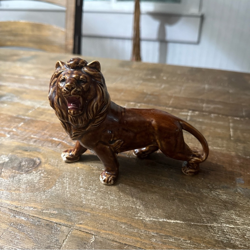 Vintage Glossy Brown Ceramic Lion Figurine. Made in Japan